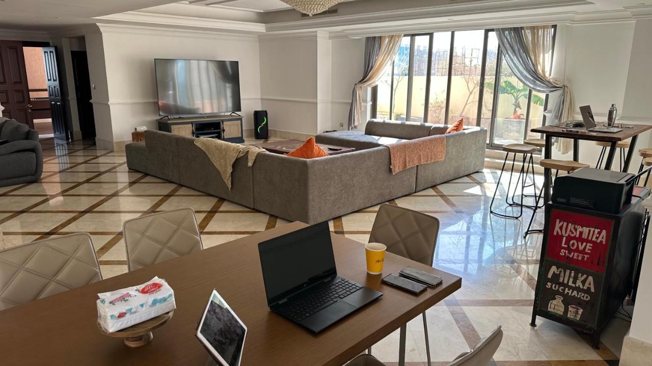Neyar Beach Vibes - The Penthouse Vandrerhjem Dubai Eksteriør bilde