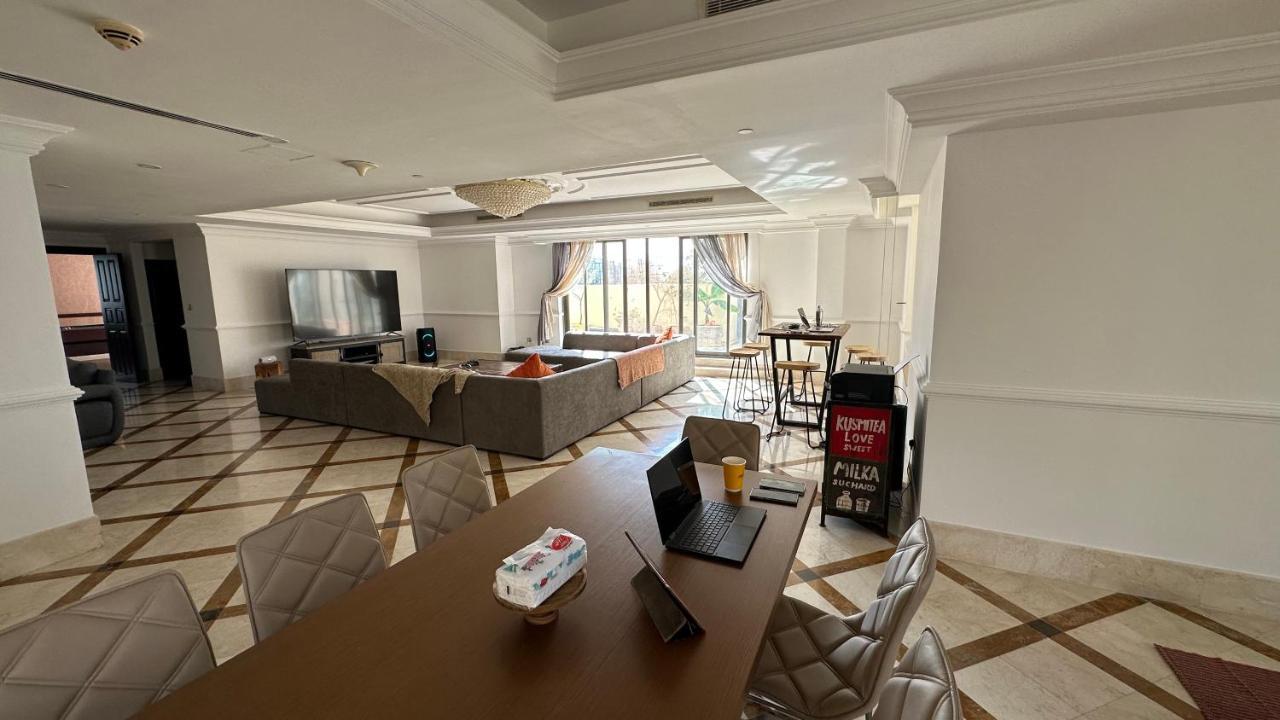 Neyar Beach Vibes - The Penthouse Vandrerhjem Dubai Eksteriør bilde