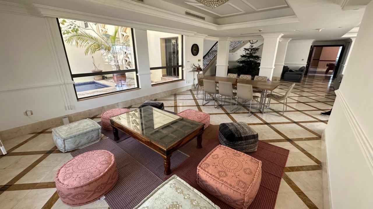 Neyar Beach Vibes - The Penthouse Vandrerhjem Dubai Eksteriør bilde